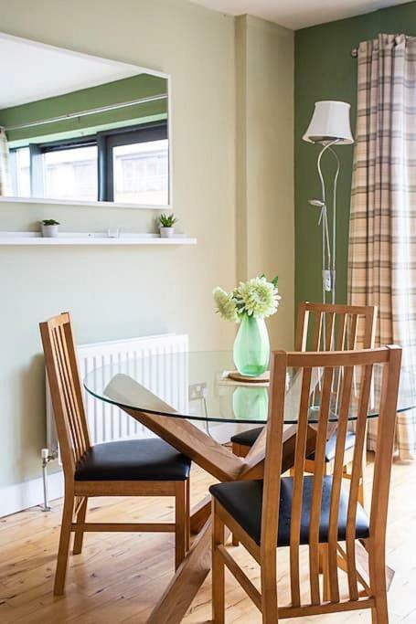 Spacious Belfast City Centre Duplex Apartment Exterior foto
