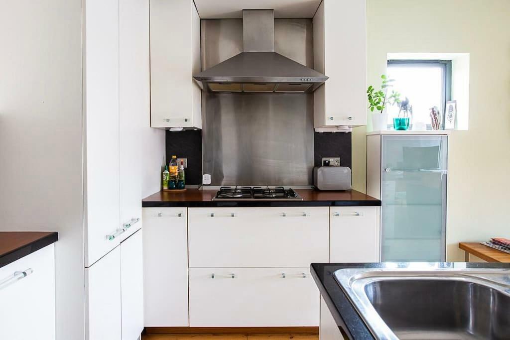 Spacious Belfast City Centre Duplex Apartment Exterior foto